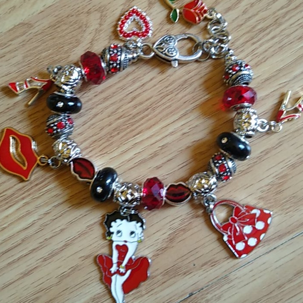Women's betty boop bracelet